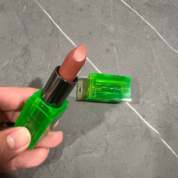 Mac Teyana Taylor New - Picture 1 of 3